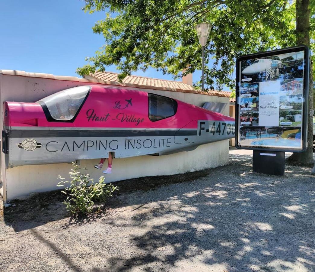 Camping Insolite Le Village Saint-Michel-Chef-Chef