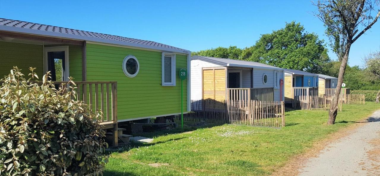 Insolite Le Village Camping Saint-Michel-Chef-Chef