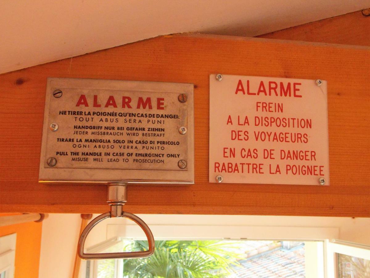 Camping Insolite Le Village Saint-Michel-Chef-Chef